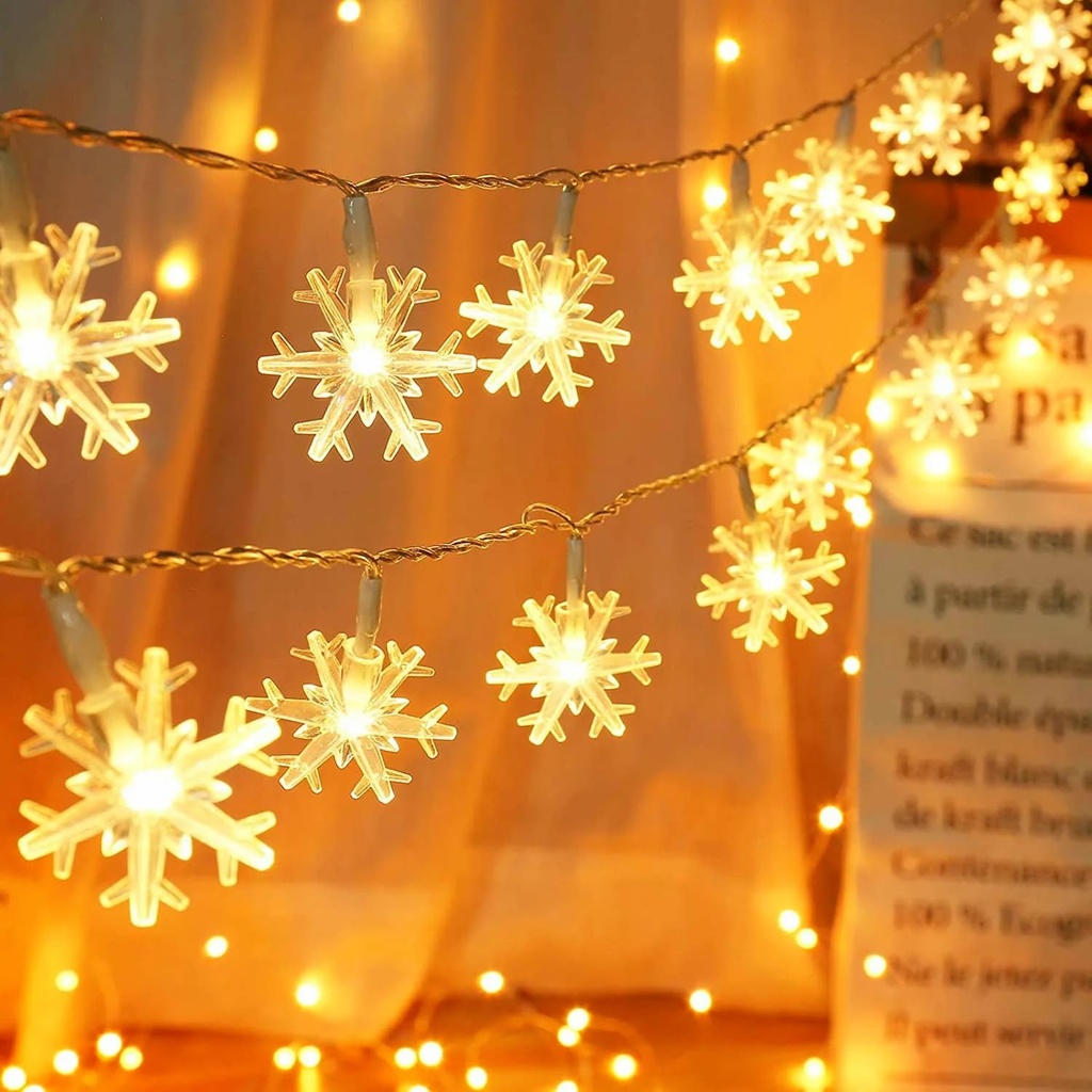 AUAUY Christmas Snowflakes String Lights, 40 LED 19.6FT Xmas Lights Battery Operated 2 Mode