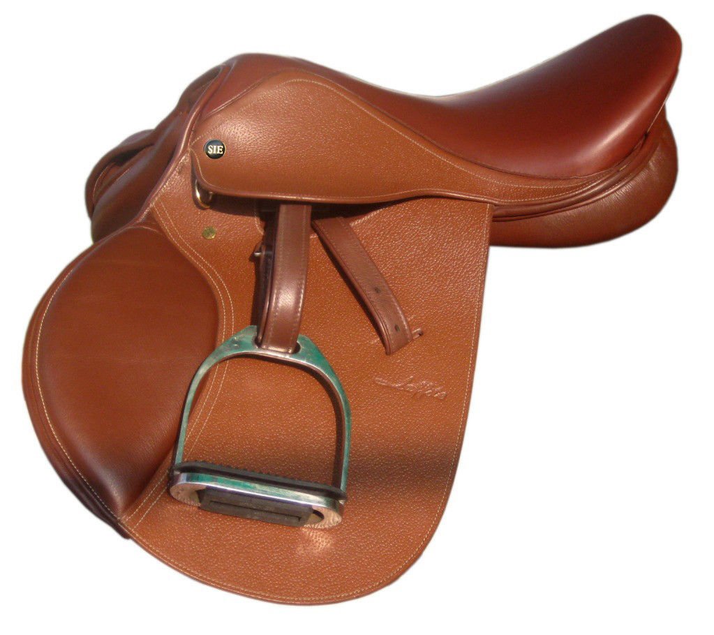 SIE Close Contact English Laffite Series Saddles (16.5'' Wide) [No Stirrups]
